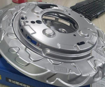 【兆恒機(jī)械】沖壓模具拉伸、成型、沖孔材料使用禁忌及折彎工藝細(xì)節(jié)處理